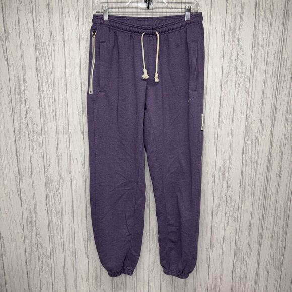 Womens Size M Nike Standard Issue Purple Sweatpants EUC - Picture 1 of 7